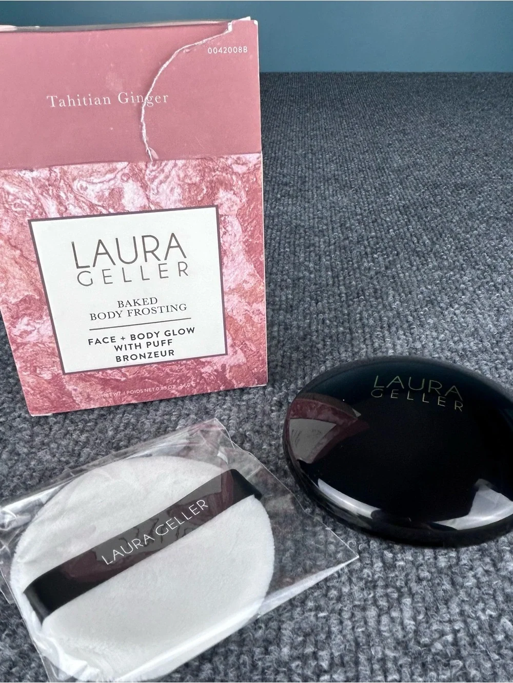 Laura Geller Baked Body Frosting Face & Body Glow w Puff in Tahitian Ginger NIDB